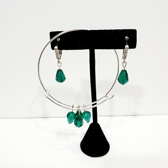 Jewelry - 3x$20 Emerald color green earring  bangle set